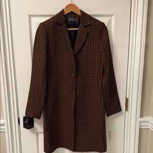 Harold's Women's Brown Houndstooth Blazer